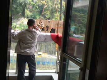 專業(yè)搬家公司 家庭搬家、家具拆裝與長途搬家服務(wù)詳解